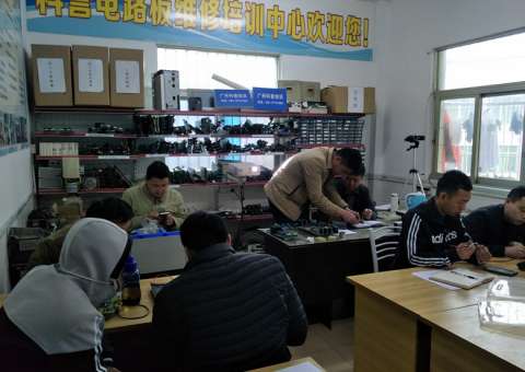 教您識別工業(yè)設(shè)備電路板的層數(shù)