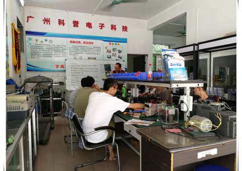 觸摸屏和控制器（GOT與PLC）的信息交換