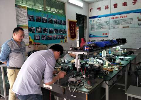 簡說二極管的作用原理